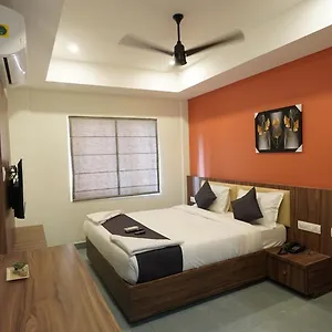 Hive - Hotel